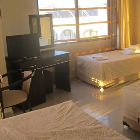 Melike * كوشاداسيه